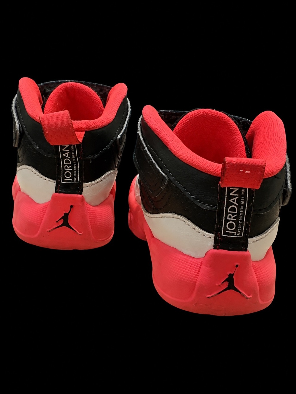 Jordan Kids' Red and Black Retro Basketball Sneakers size 8.5